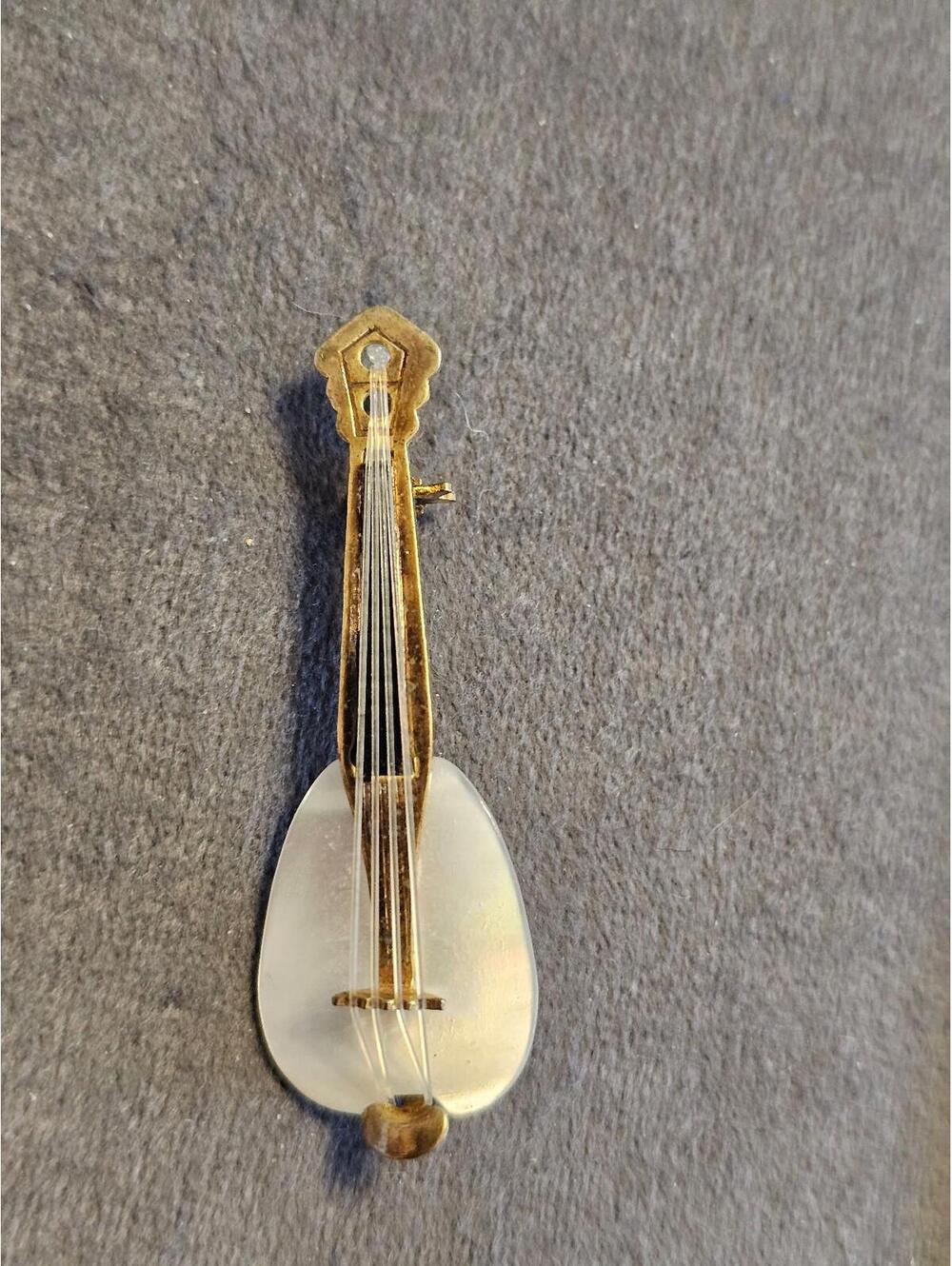 Vintage Mother Of Pearl Mandolin Brooch